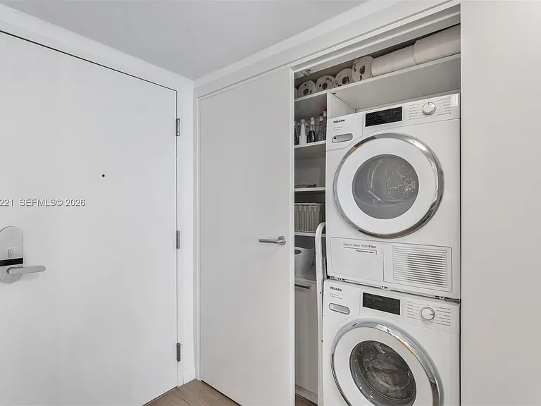 2301 Collins Ave #902 — Photo 13