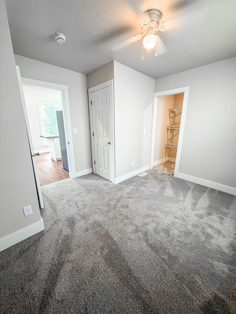 Fully Remodeled 3 Bedroom Home Near Downtown La Crosse — Photo 2