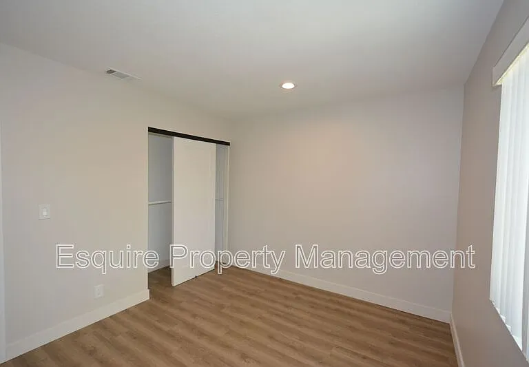 3551 W Hemlock St — Photo 11