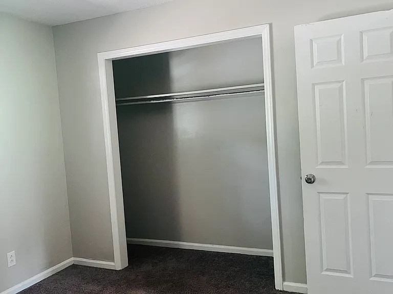 910 Calvin St #D — Photo 8