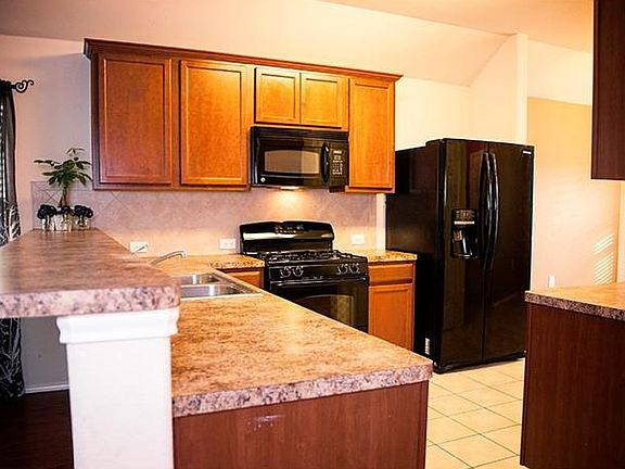 4th image of 5933 Abby Ann Ln