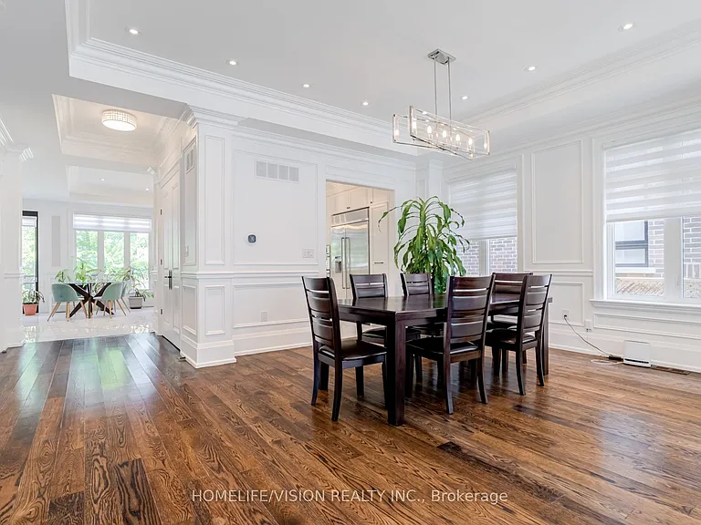 28 Moore Park Ave — Photo 6
