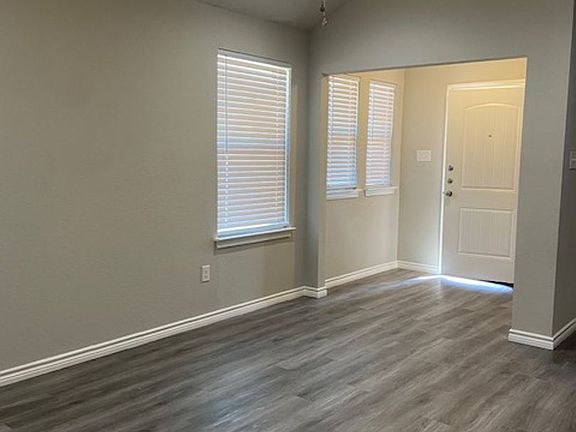 4th image of 2867 Melissa Ln