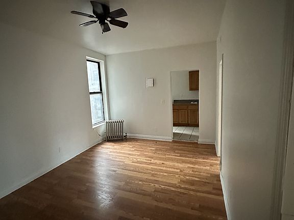 2nd image of 1402 Clay Ave APT 4A