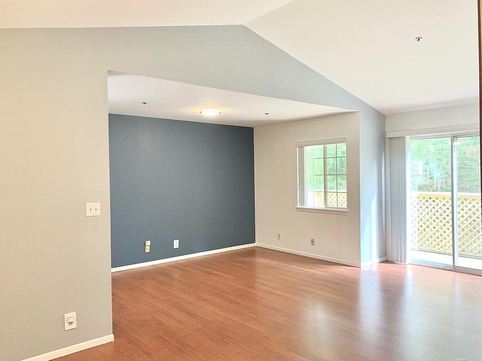 1st image of 1007 San Antonio Cir Unit 316
