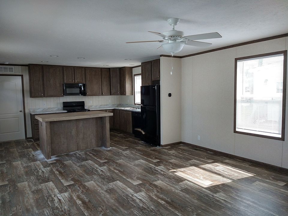 1st image of 339 W Van Buren Cir #339