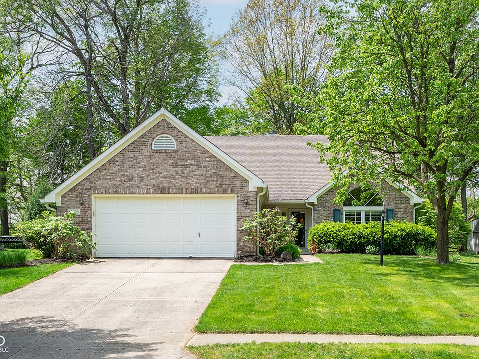 1st image of 19519 Creekview Dr