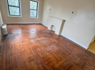 341 E 19th St #R6, Brooklyn, NY 11226