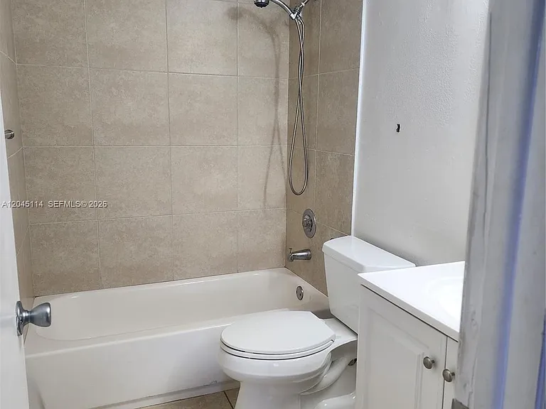 8200 SW 210th St #111 — Photo 6