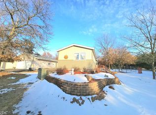 5710 N 15th Ave, Mauston, WI 53948