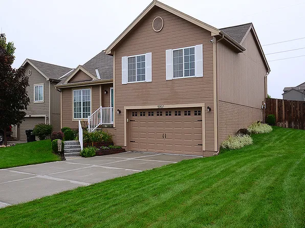 5907 S 190th Trl, Omaha, NE 68135