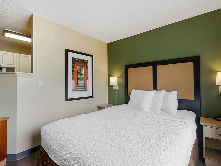 Deluxe Studio - 2 Full Beds