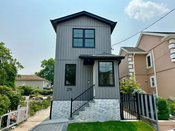 29 Franklin St, Hackensack City, NJ 07601