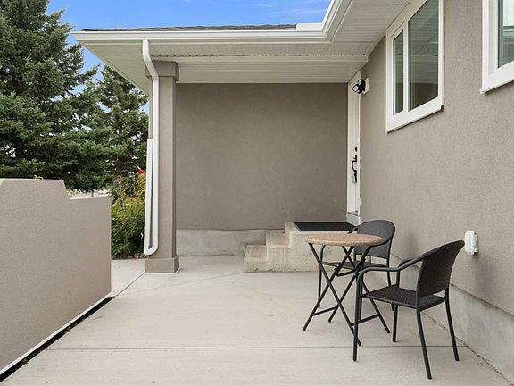 2nd image of 5259 E Rundleview Rd NE