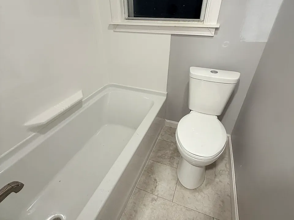 6 Middle St #2