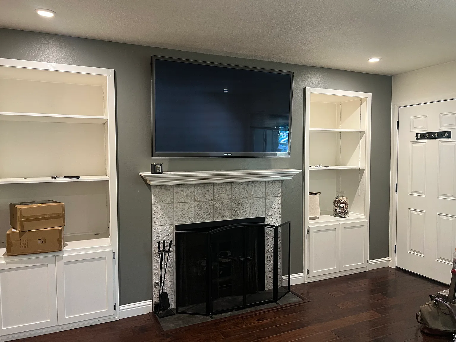 3 bed, 1200 sqft, $950 — Photo 1