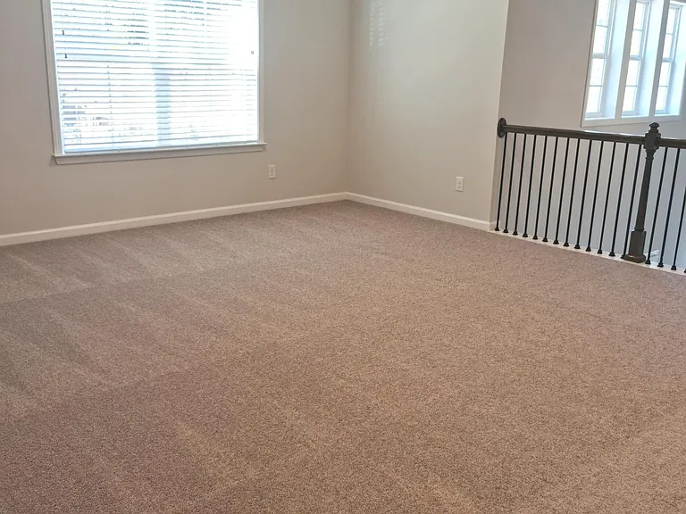 1823 Landon Ln — Photo 35
