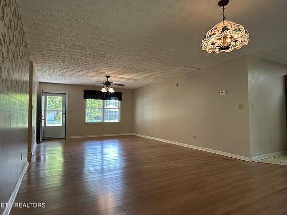 5th image of 7021 Pisa Cir