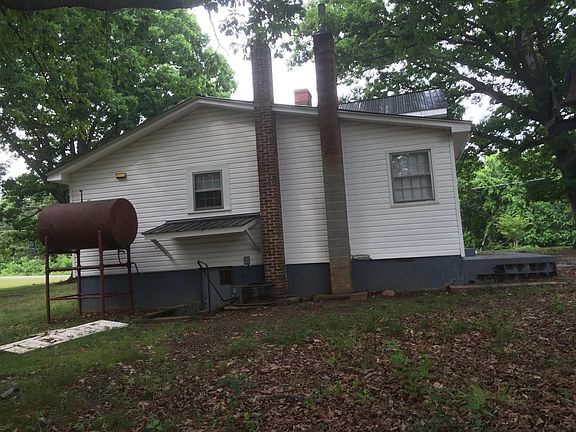 2nd image of 364 Willow Briar Ln