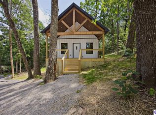 123 Mockingbird Ln, Mammoth Cave, KY 42259