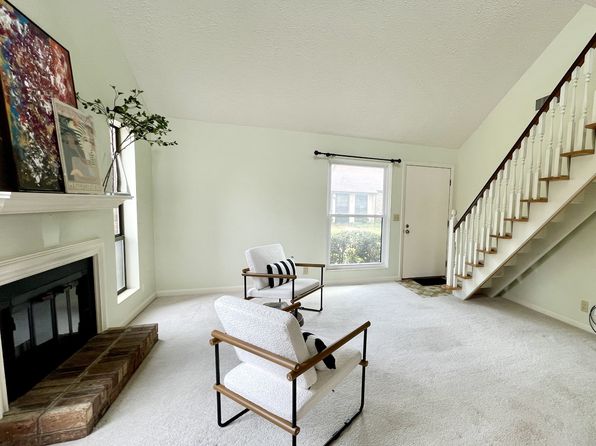 824 Old Coach Ct, Hermitage, TN 37076