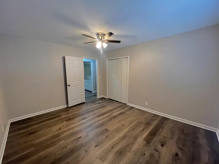 107 Nauert St — Photo 11