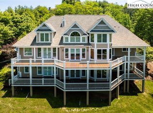 756 Sorrento Dr, Blowing Rock, NC 28605