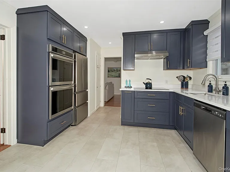 9 Fenton St — Photo 11
