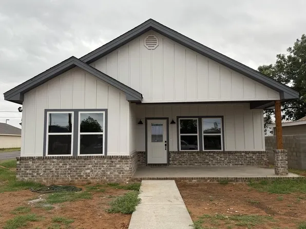 812 NW 1st St, Andrews, TX 79714