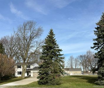 7276 Baldwin Rd, Swartz Creek, MI, 48473