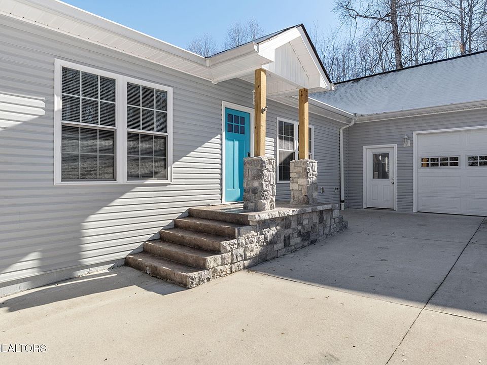 1st image of 258 Buena Vista Ln