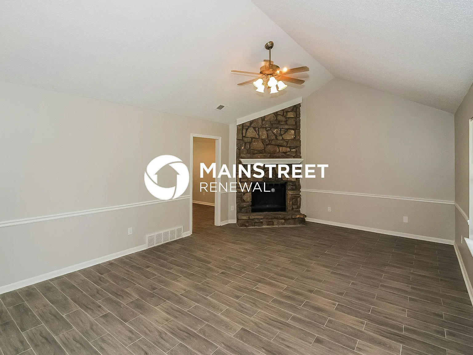6047 Cottage Hill Dr — Photo 3