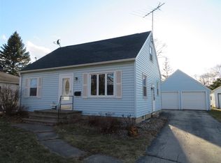 313 S Lee St, Appleton, WI 54915