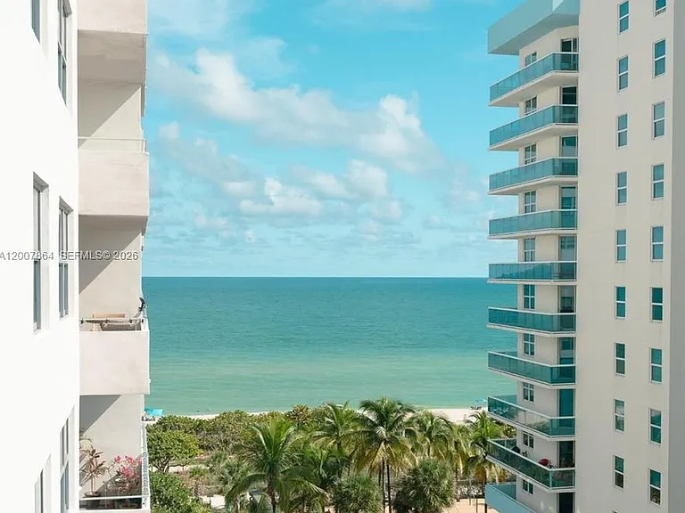 9225 Collins Ave #812 — Photo 17