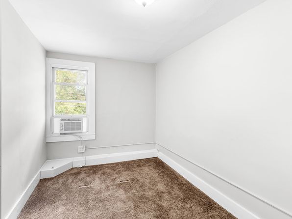 923 Ringwood Ave #2