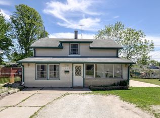 1327 Oregon St, Racine, WI 53405