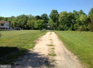 7340 Hawthorne Rd, La Plata, MD 20646