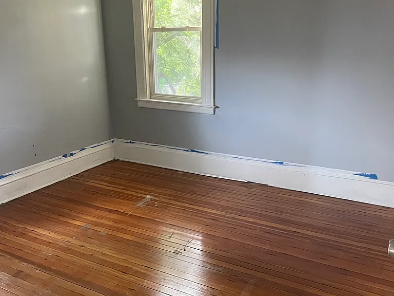 18-20 Bond St #3 — Photo 6
