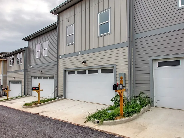 2 car garage
