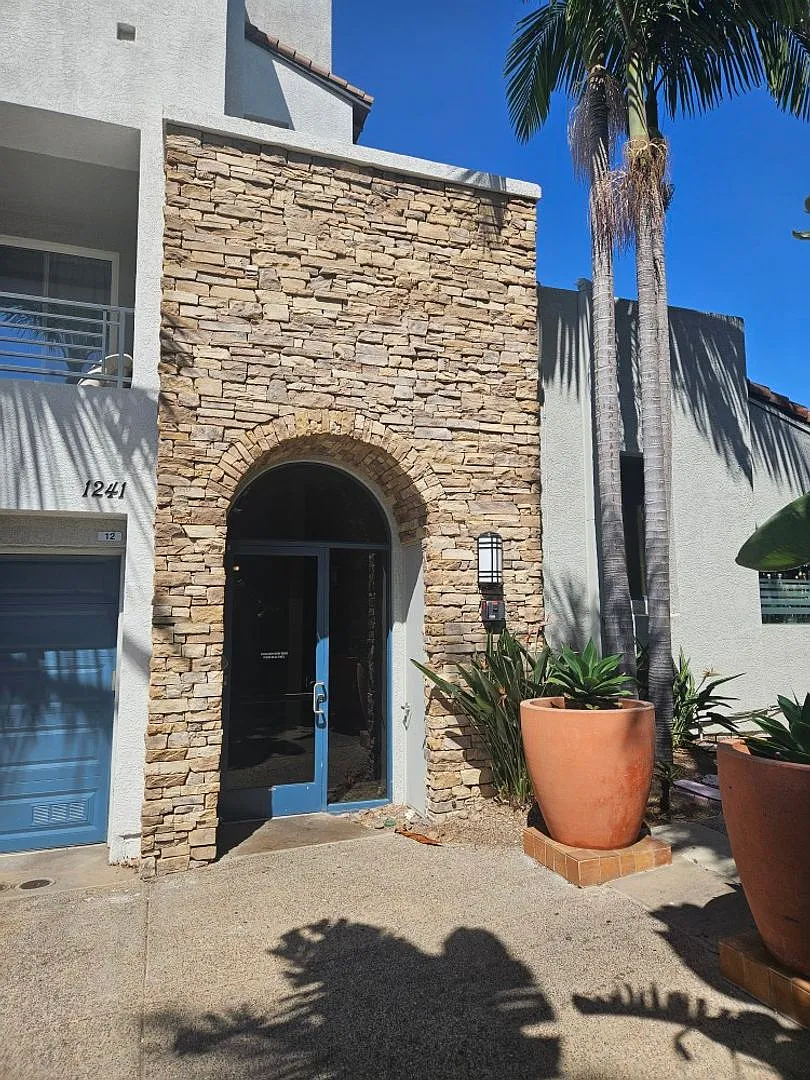 2 Bedroom & 2.5 Bathroom wonderful Condominium in Chula Vista — Photo 4