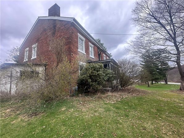 25 James Ln, Brookville, PA 15825