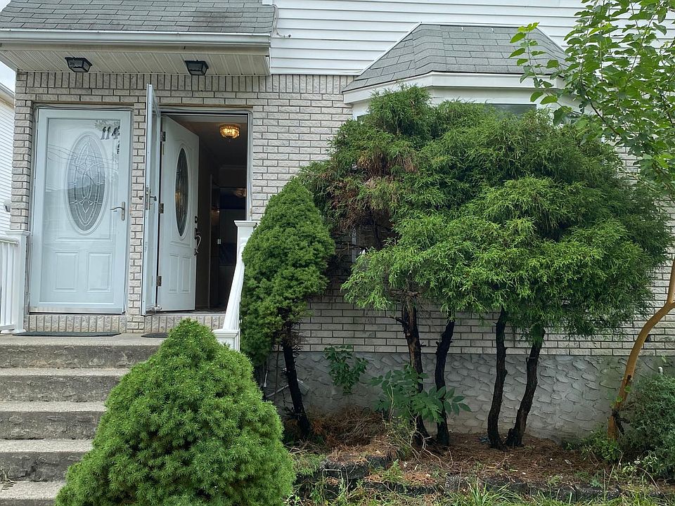 1st image of 114 Pemberton Ave