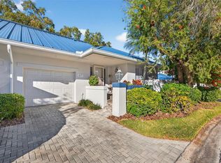 1671 Watermark Cir NE, Saint Petersburg, FL 33702