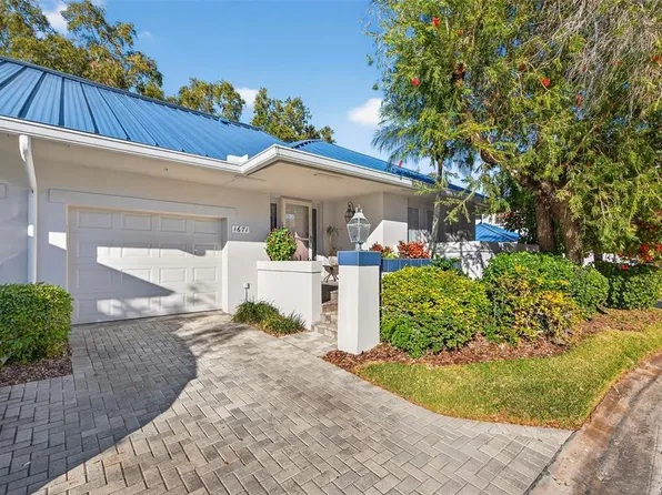 1671 Watermark Cir NE, Saint Petersburg, FL 33702