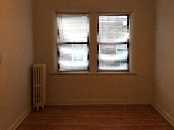 3rd image of 1642 Charles Ave APT 102