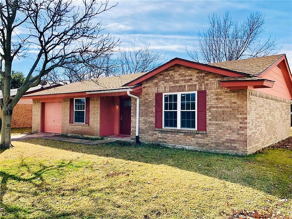 1st image of 519 Southlake Dr