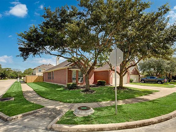 4th image of 4607 Sebastopol Dr