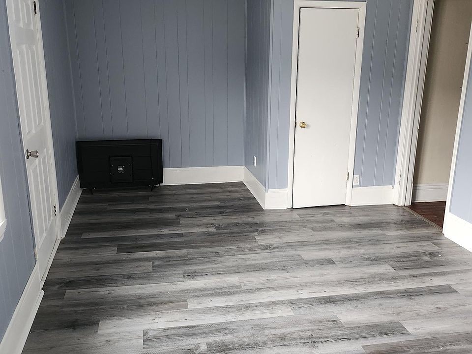 2nd image of 35 Bridge St APT 202