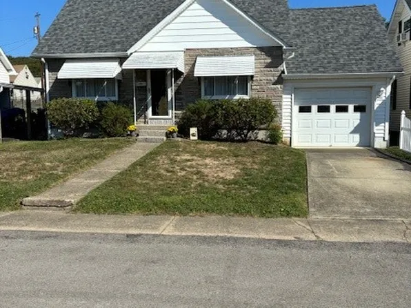 122 Cumberland Ave, Masontown, PA 15461