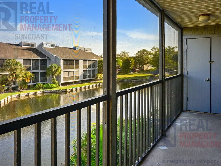 251 Fenwick Dr #14 — Photo 32